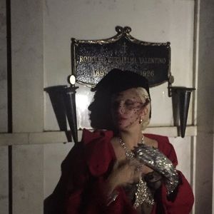 Meet your Posher, Chloe